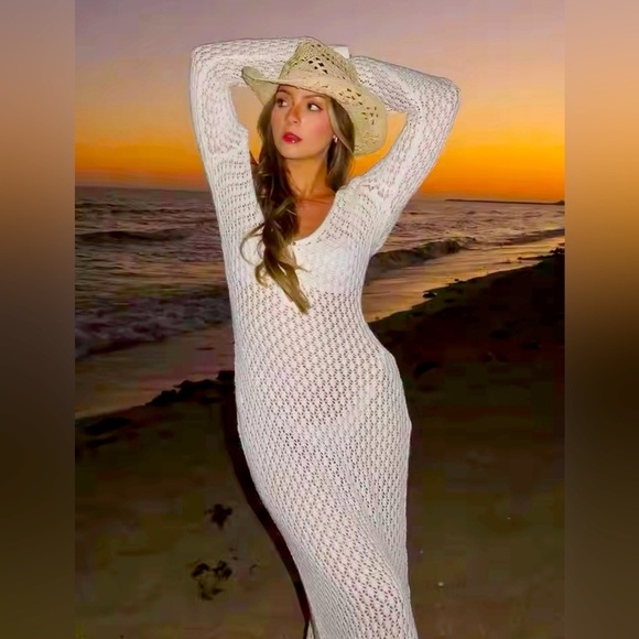 Alabaster White Long Knit Deep V-Neck HollowOut Knit Backless Evening Maxi Dress - Picture 2 of 5